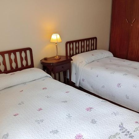 Jardines De La Muralla Free Parking 萨拉曼卡 外观 照片